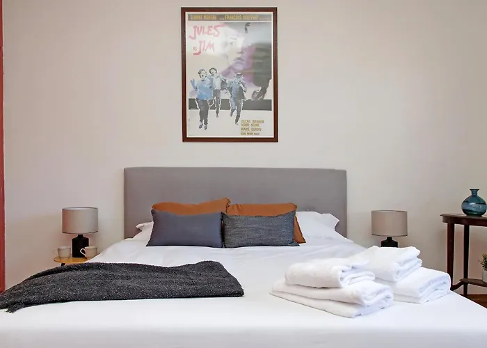 Anastasio Spacious Rom