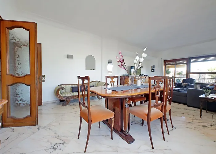 Anastasio Spacious Apartment *